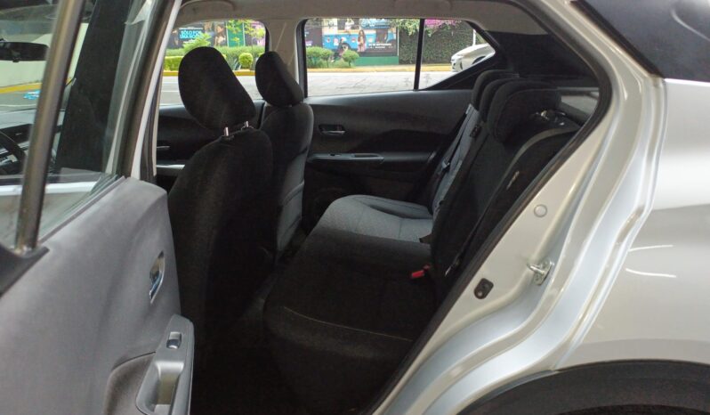 
NISSAN KICKS ADVANCE CVT 2021 full									