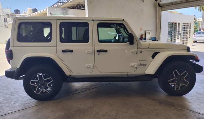
Chrysler 2024 Jeep Wrangler 5p Unlimited Sahara L4/2.0/T Aut full									