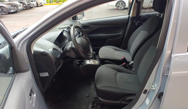 
DODGE ATTITUDE SE CVT 2024 full									