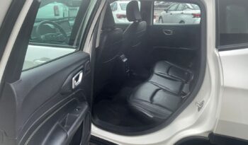 
JEEP COMPASS ALTITUDE 4X2 AT 1.3L TU full									