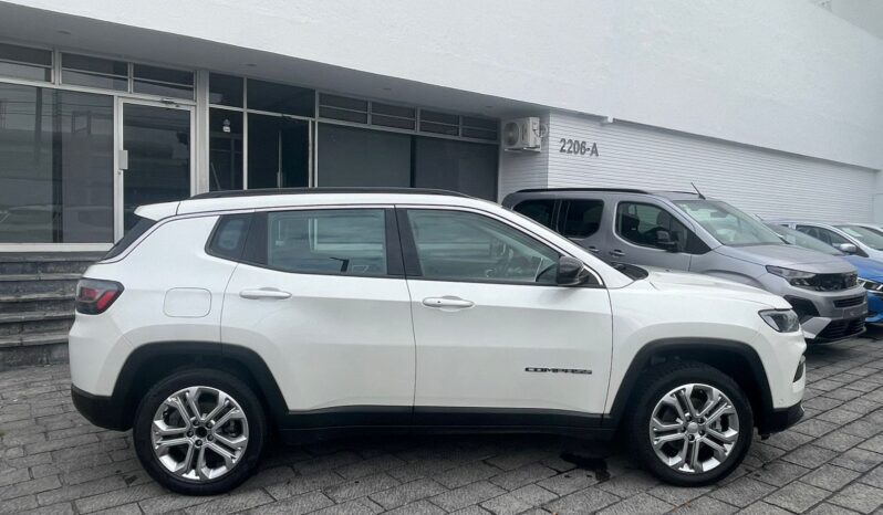 
JEEP COMPASS ALTITUDE 4X2 AT 1.3L TU full									