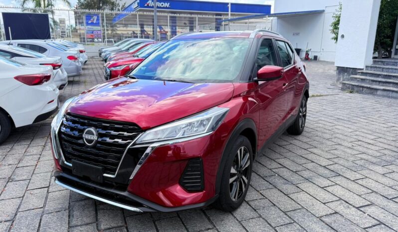 
Nissan 2024 KICKS 5p Advance L4/1.6 Aut full									