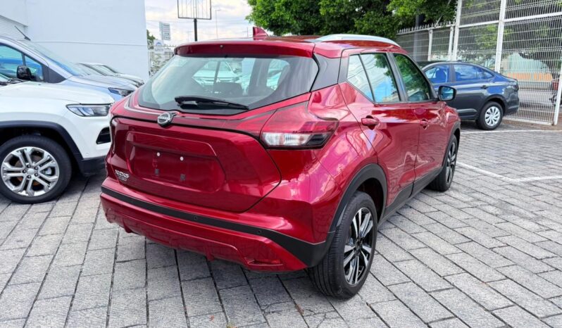 
Nissan 2024 KICKS 5p Advance L4/1.6 Aut full									
