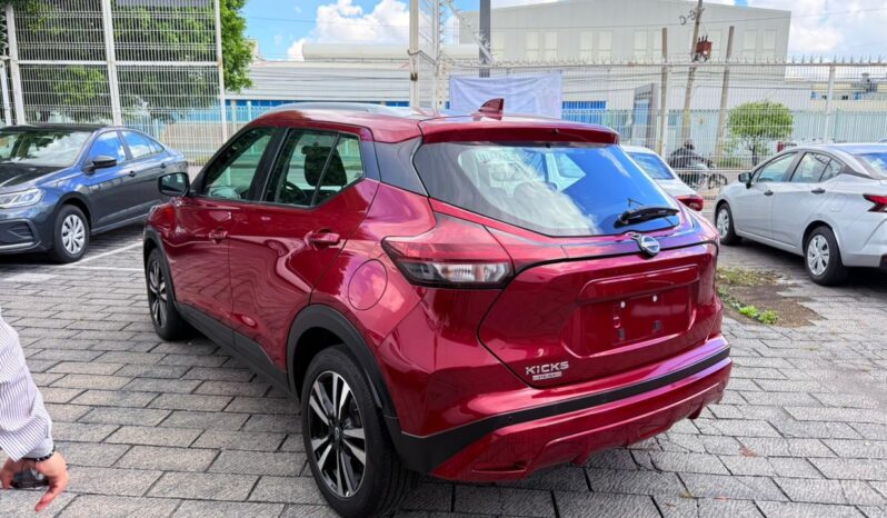 
Nissan 2024 KICKS 5p Advance L4/1.6 Aut full									