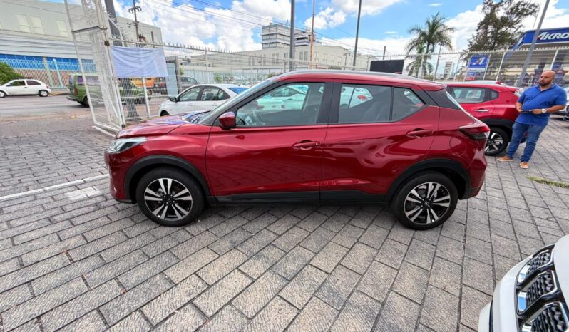 
Nissan 2024 KICKS 5p Advance L4/1.6 Aut full									