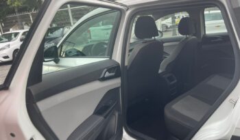 
Volkswagen 2024 Taos 5p Trendline L4/1.4/T Aut full									