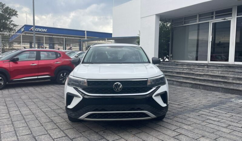 
Volkswagen 2024 Taos 5p Trendline L4/1.4/T Aut full									
