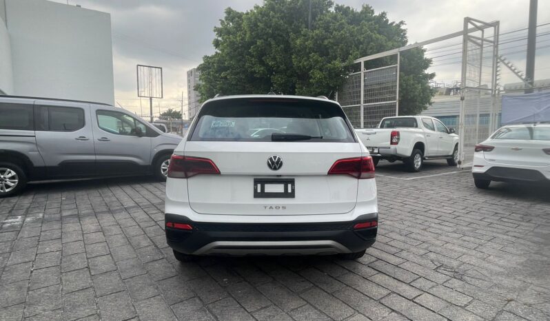 
Volkswagen 2024 Taos 5p Trendline L4/1.4/T Aut full									