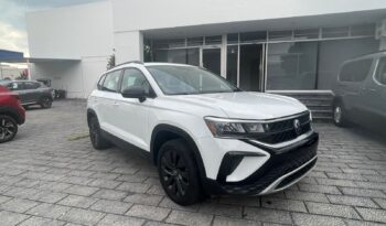 
Volkswagen 2024 Taos 5p Trendline L4/1.4/T Aut full									